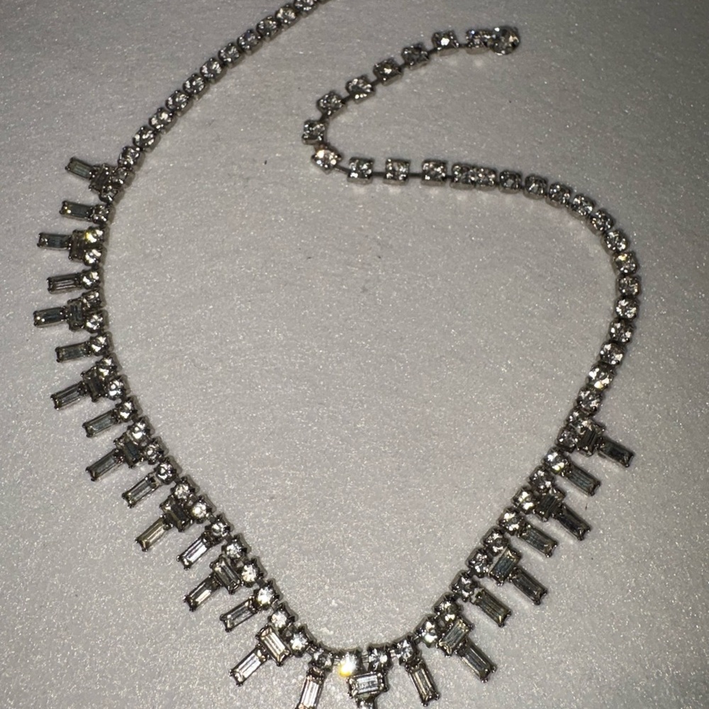 Vintage Rhinestone Necklace - Picture 5 of 8